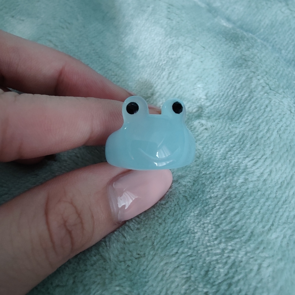frog ring - Picture 4 of 4